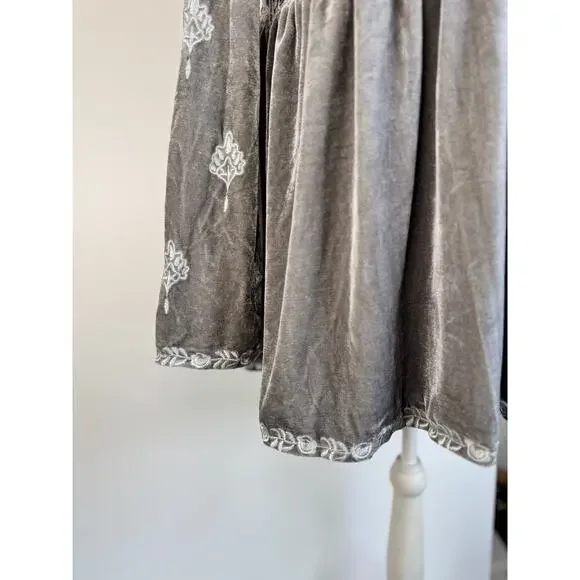 POL Velvet Tunic Silver Gray Women’s Medium Boho Fairy Cottage Festival Babydoll - Picture 7 of 16